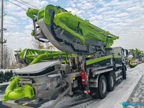 Автобетононасос ZOOMLION 43X-5RZ, 8×4